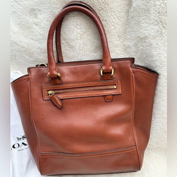 Coach Bag - Picture 2 of 4